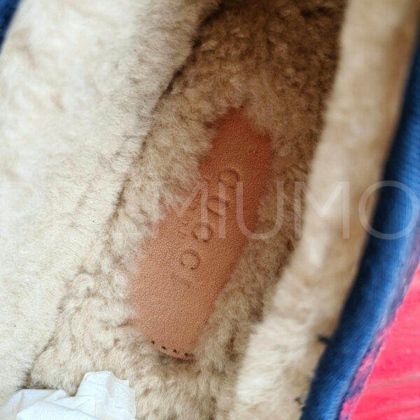 Gucci лоферы PR384553 16