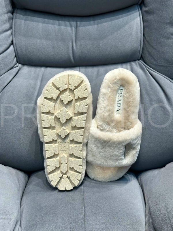 Prada шлепанцы PR796416 5