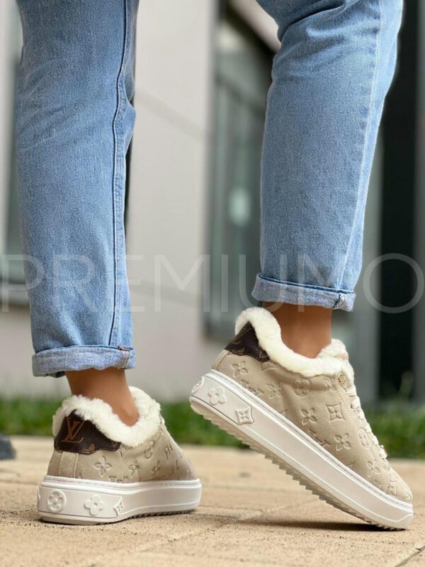 Louis Vuitton Time Out кроссовки PR335630 4