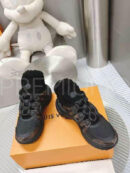 Louis Vuitton кроссовки PR476628 9