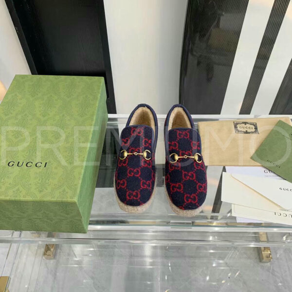Gucci лоферы PR384553 3