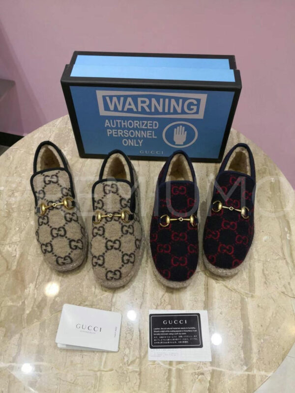 Gucci лоферы PR384553 9