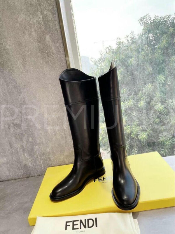 Fendi сапоги PR429851 5