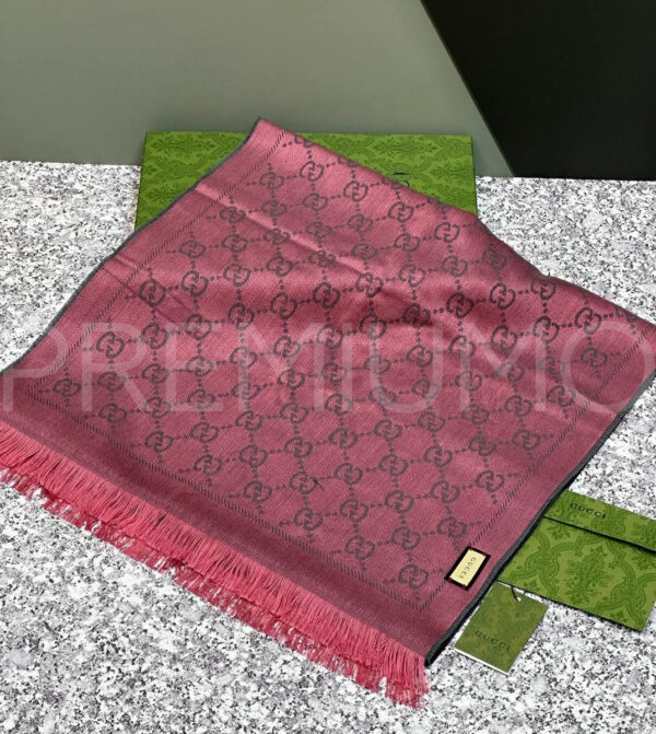 Gucci шарф PR106010 2