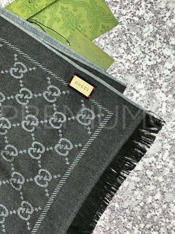 Gucci шарф PR570503 7