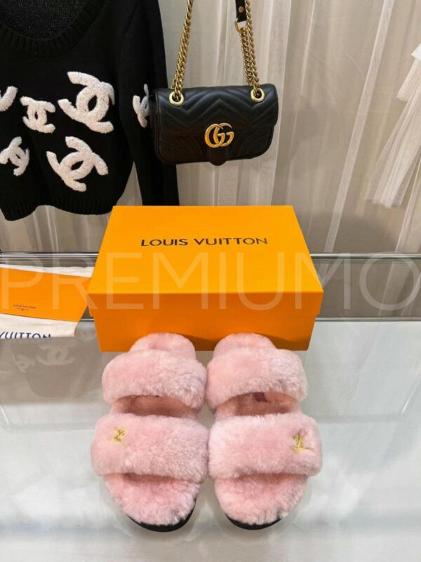 Louis Vuitton шлепанцы PR121826 3