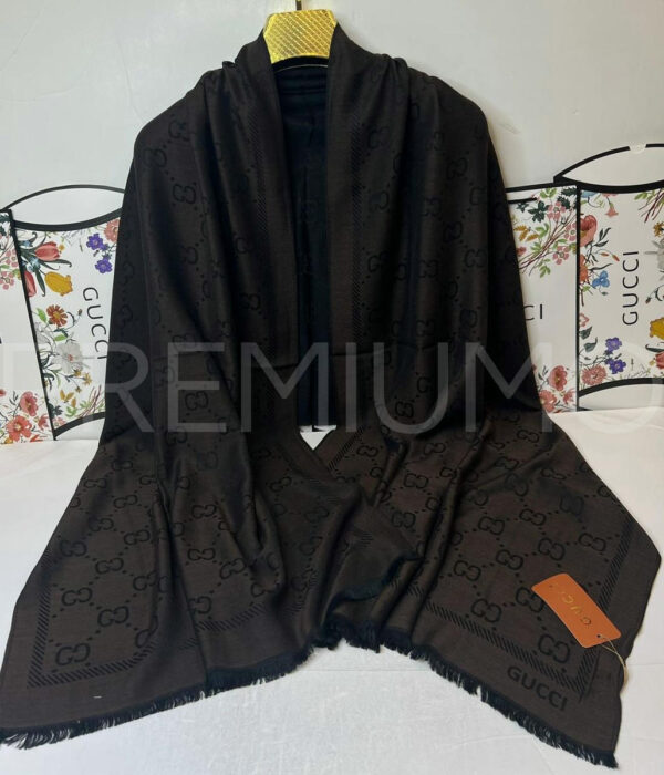 Gucci палантин PR385099 3