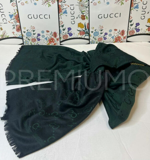 Gucci палантин PR126960