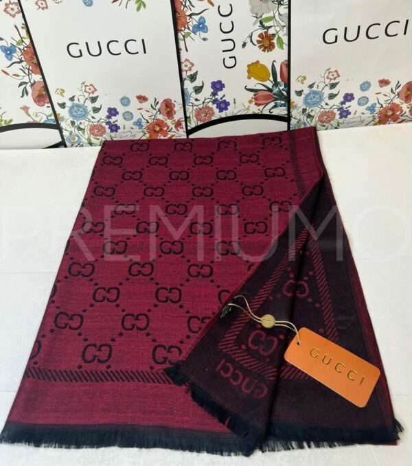Gucci палантин PR985635 4