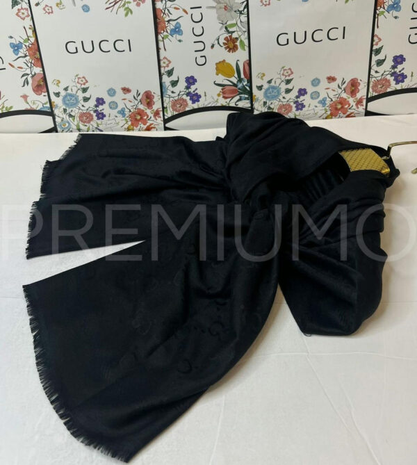 Gucci палантин PR460721
