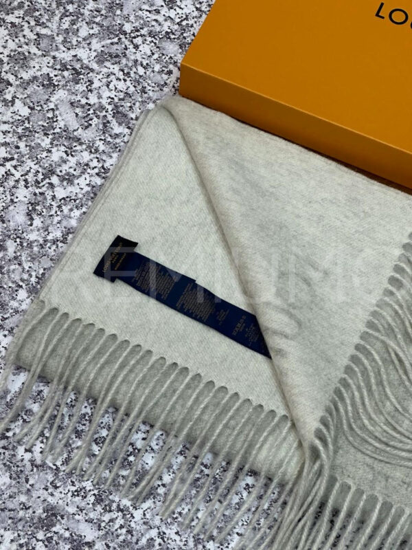 Louis Vuitton Reykjavik шарф PR228756 10