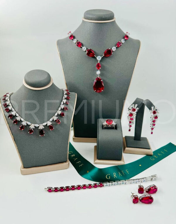 Graff колье слева PR430464