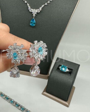 Graff серьги PR621730