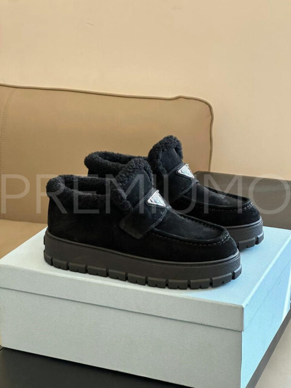 Prada лоферы PR309978 22