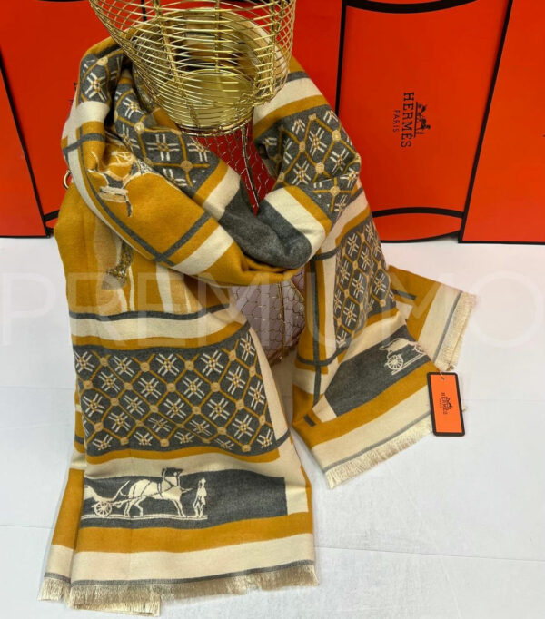 Hermes палантин PR748337 3