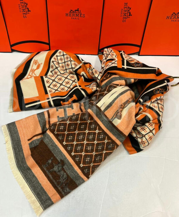 Hermes палантин PR180548