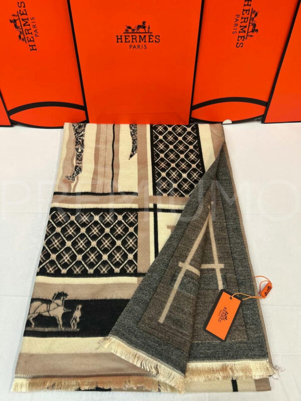 Hermes палантин PR765837 2