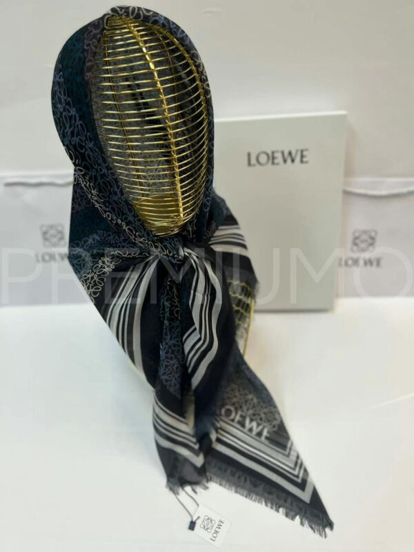 Loewe платок PR763255 2