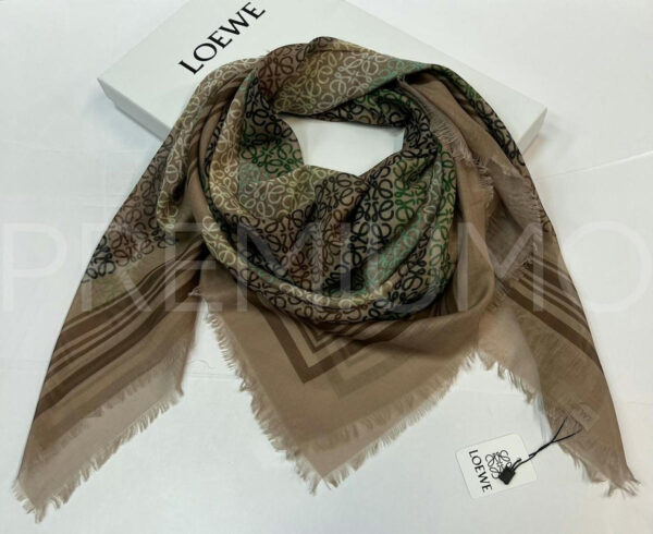Loewe платок PR537596