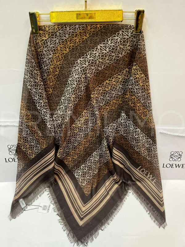Loewe платок PR243680 3