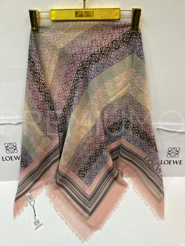 Loewe платок PR697150 3