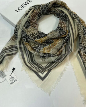 Loewe платок PR318107