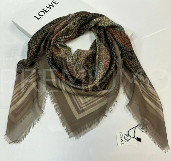 Loewe платок PR977548