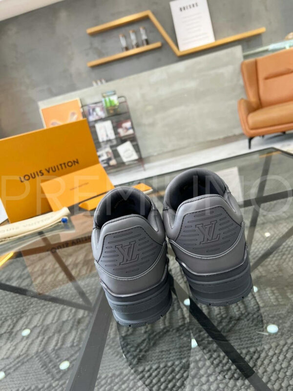 Louis Vuitton Trainer кроссовки PR420452 6
