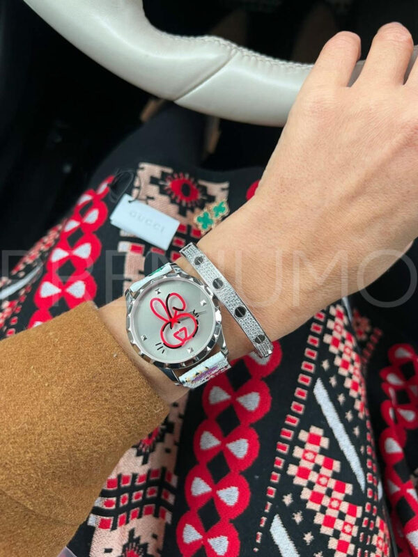Gucci часы PR818904 3