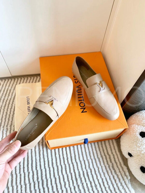 Louis Vuitton лоферы PR789131 8
