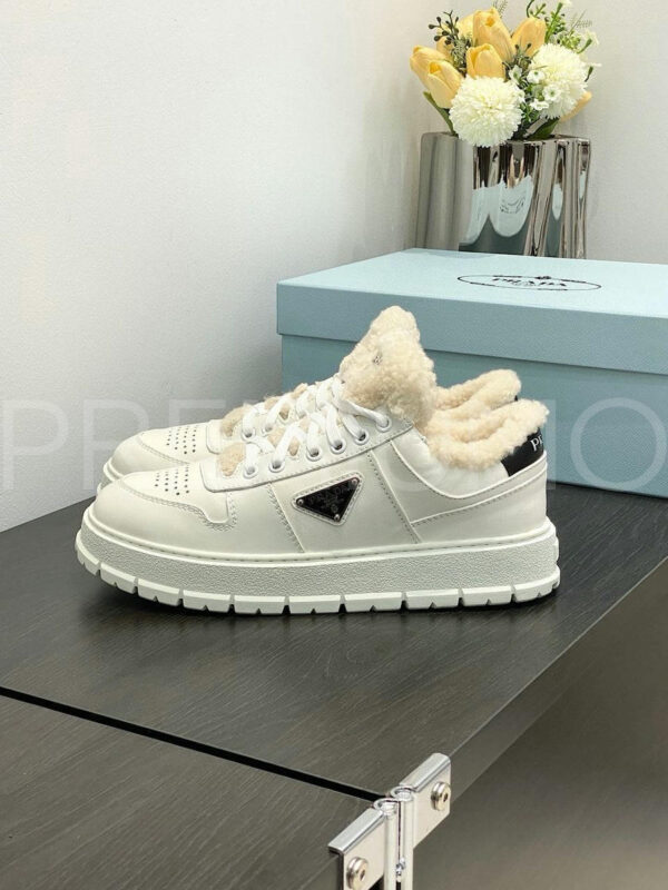 Prada кроссовки PR660767 17