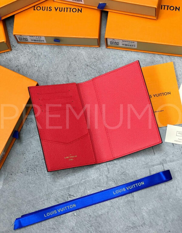 Louis Vuitton обложка на паспорт PR828251 3