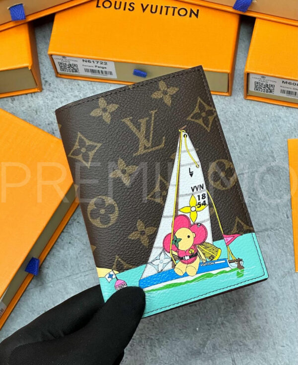 Louis Vuitton обложка на паспорт PR828251