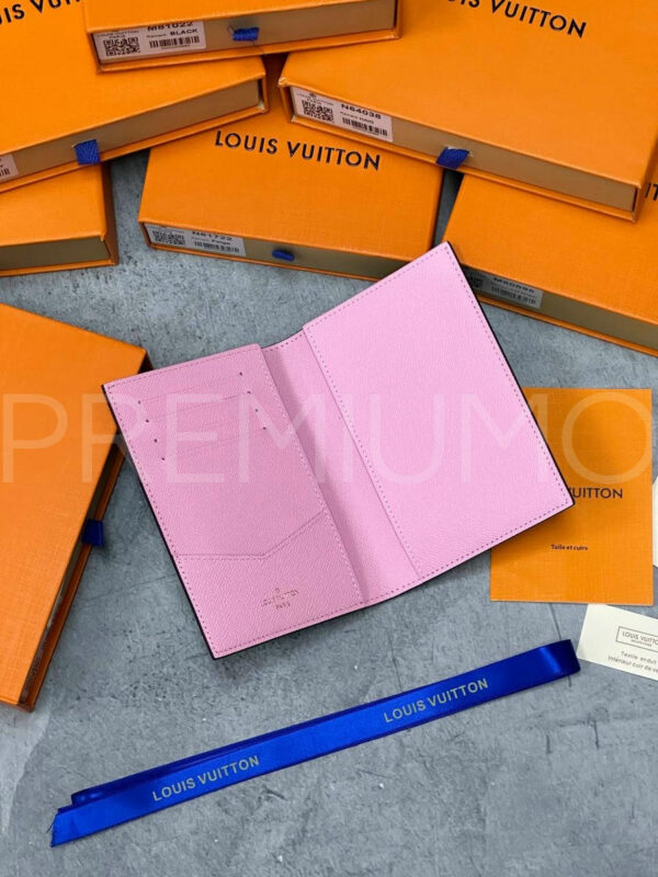 Louis Vuitton обложка на паспорт PR404406 4