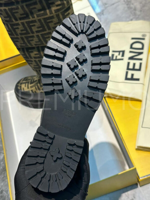 Fendi сапоги PR988225 5