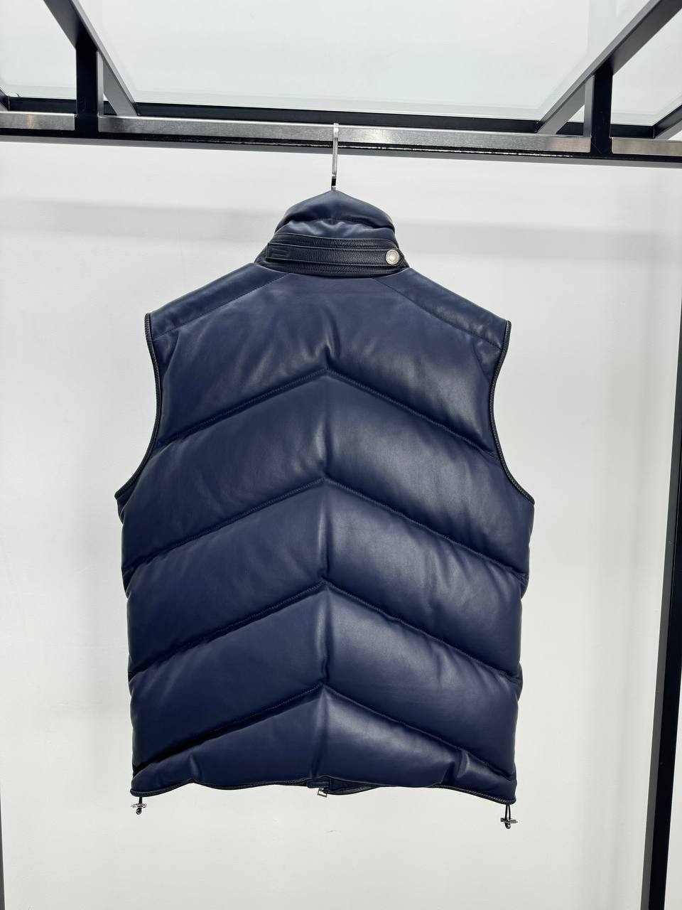 Жилет синий Tom Ford из натуральной кожи PR7747 8 Жилет синий Tom Ford из натуральной кожи PR7747 8